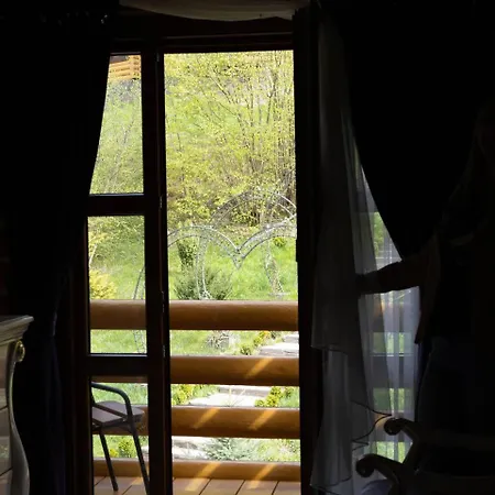 царська долина Lodge Neresnytsya