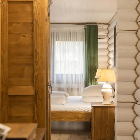 Lodge царська долина Neresnytsya