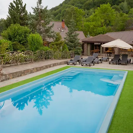 царська долина Lodge Neresnytsya